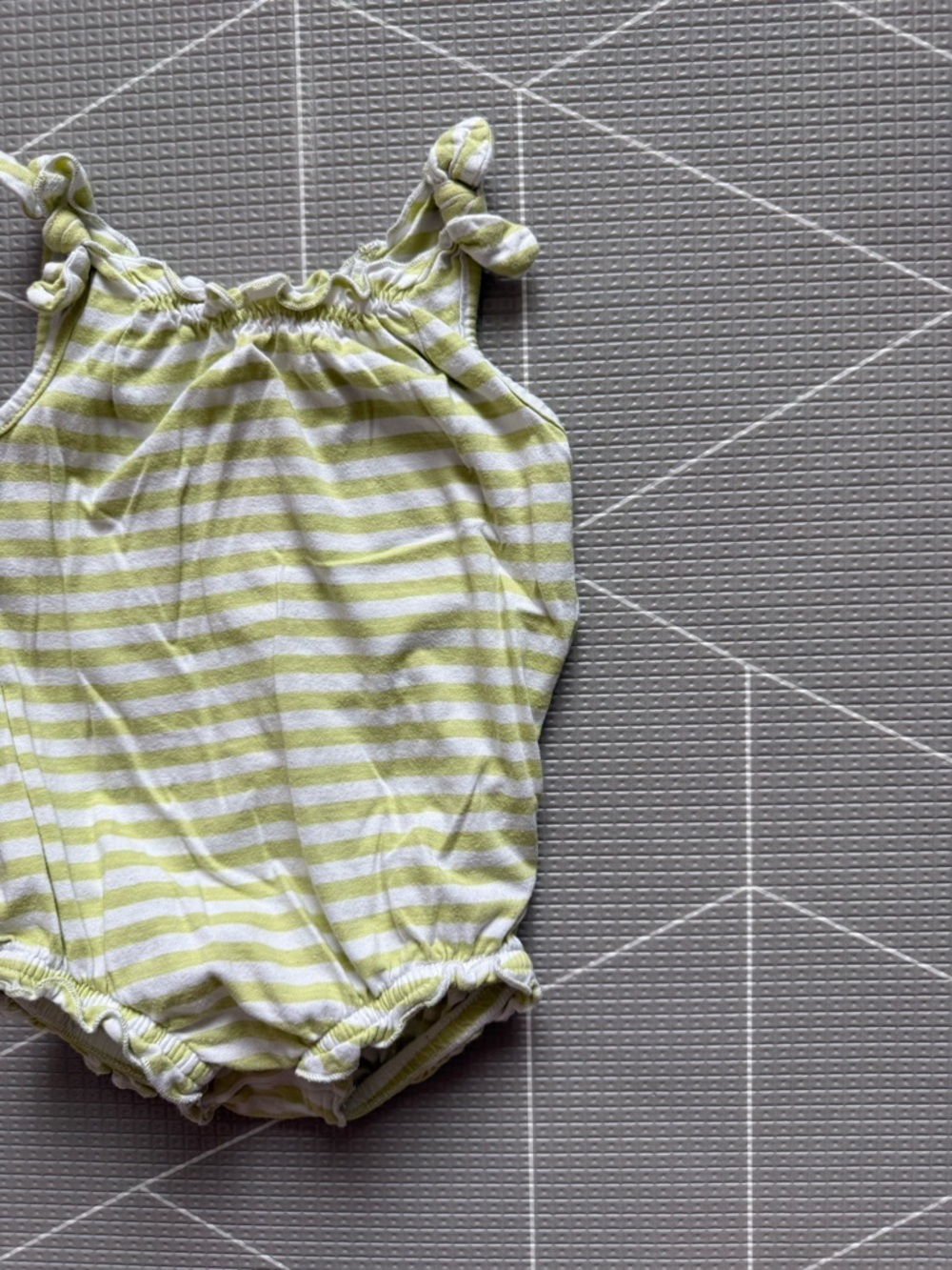 Old Navy|Baby girl/toddler Striped Lime & White bubble Romper,sleeveless•18-24M